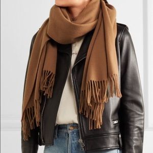 NWOT cashmere scarf